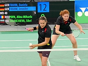 Jennifer und Daniela Frahm im Damendoppel